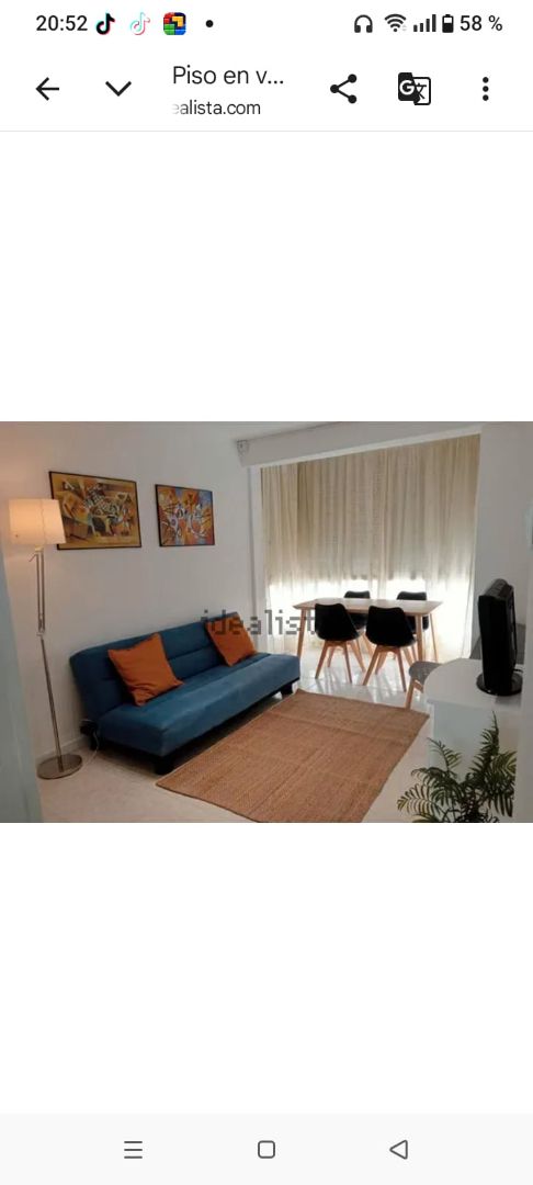 Living room of Flat for sale in  Sevilla Capital  with Furnished