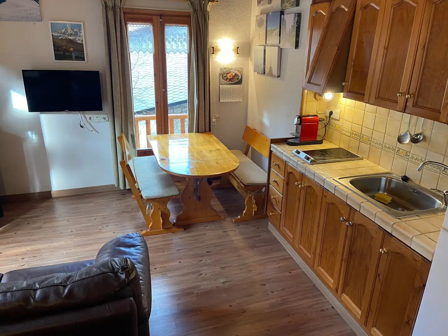 Cuina de Àtic en venda en Setcases amb Calefacció, Parquet i Traster