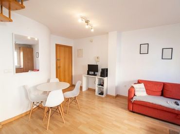 Penthouse with lift to rent in Calle PARRA