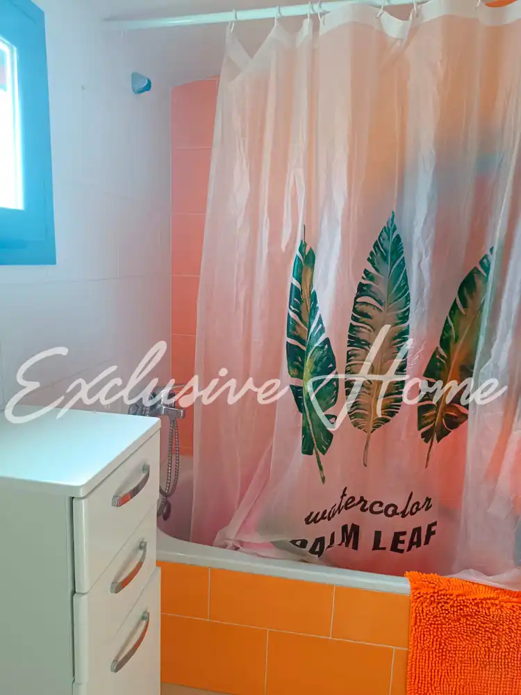 Bathroom of Attic for rent in Benicarló  with Air Conditioner, Terrace and Furnished