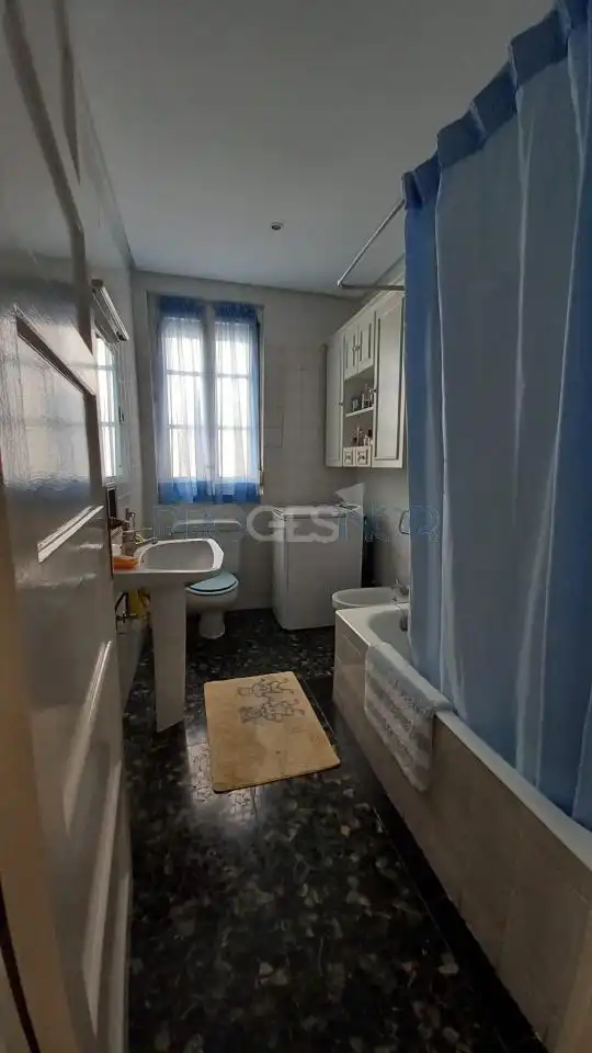 Bathroom of Flat for sale in León Capital   with Heating, Terrace and Balcony