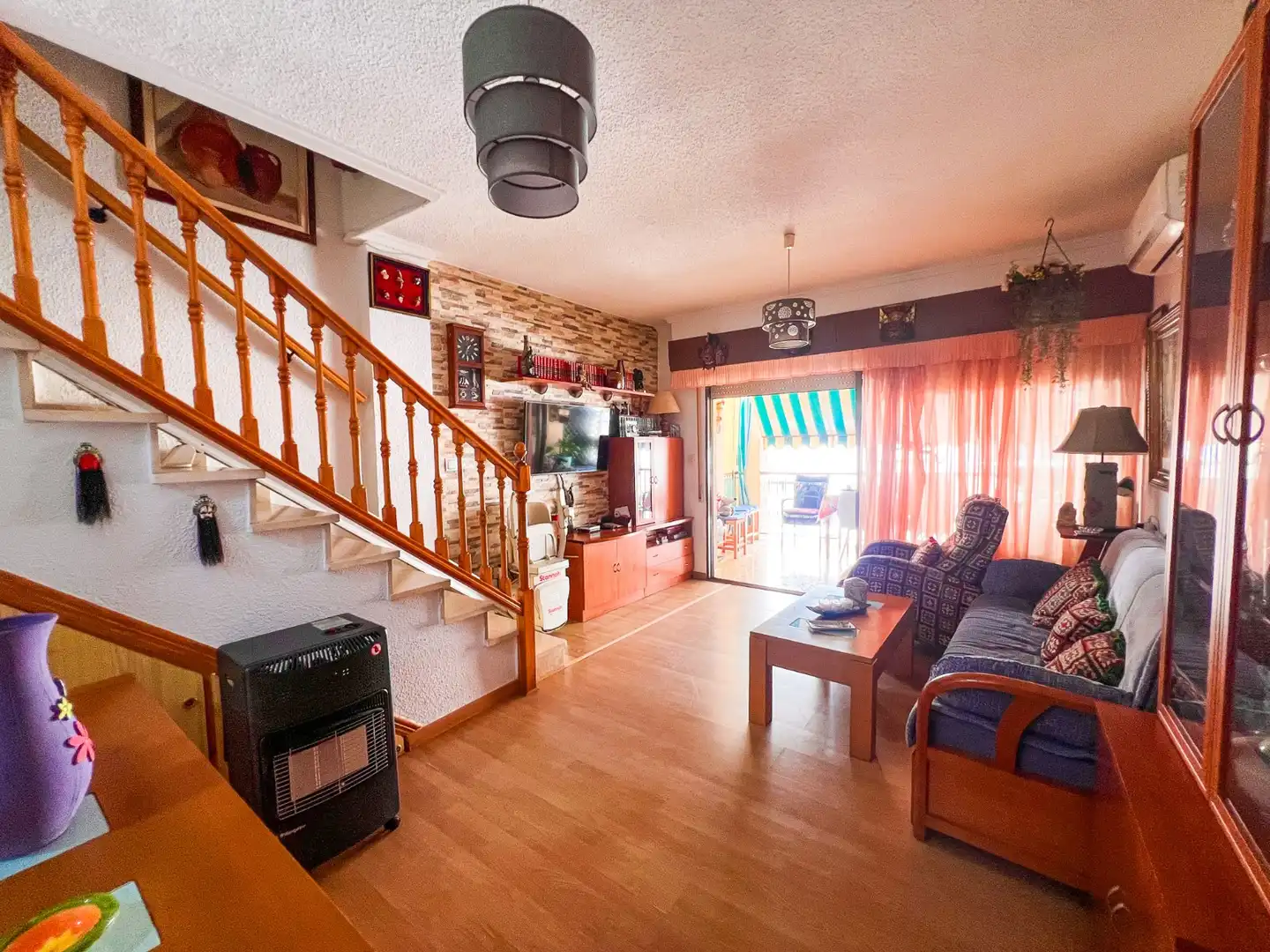 Sala de estar de Dúplex en venta en Guardamar del Segura con Aire acondicionado, Calefacción y Terraza