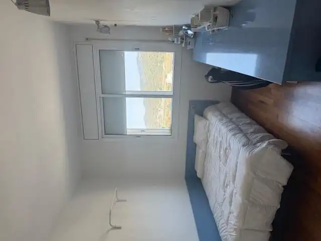 Dormitori de Casa adosada en venda en Barcelona amb Calefacció, Terrassa i Piscina