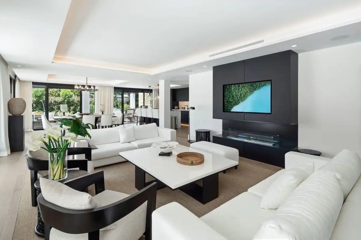 Chalet con piscina en venta en Nueva Andalucía, imagen 6