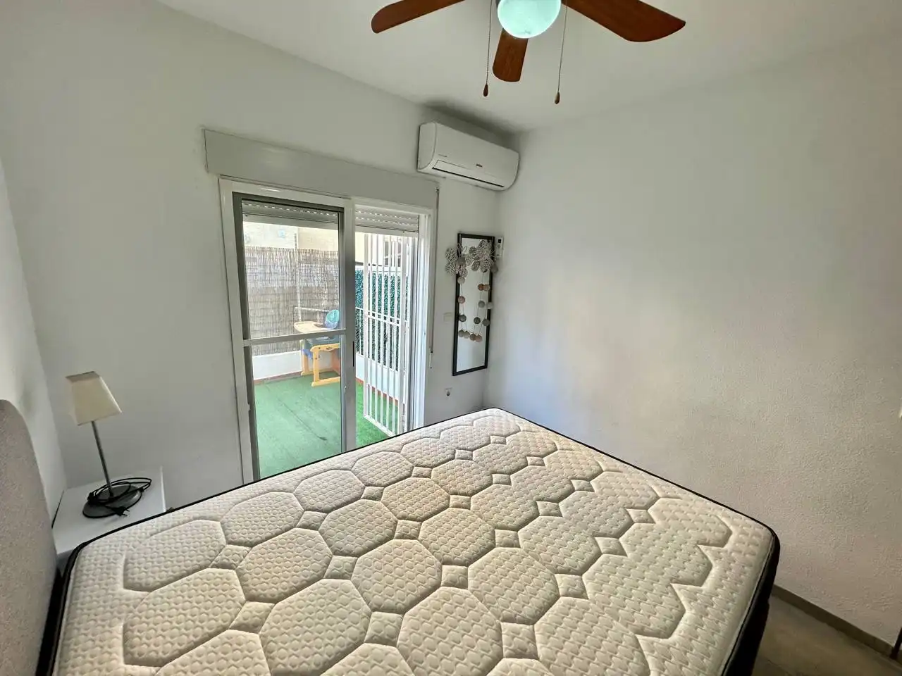 Bedroom of Ground floor for rent in Guardamar del Segura  with Air Conditioner, Heating and Private garden