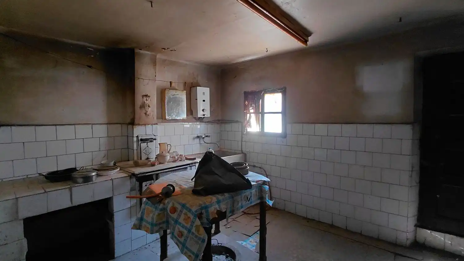 Kitchen of Houses for sale in Hervías, La Rioja