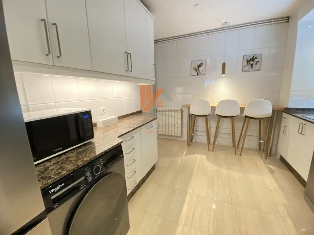 Flat for rent in Rua Santiago Del Estero (De), 7, Ensanche - Sar