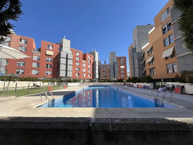 Piso de alquiler en Calle de Toques, Las Tablas