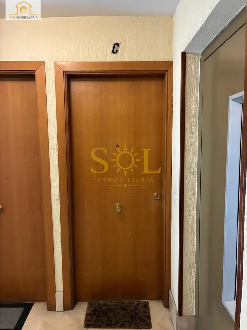 Flat with lift for sale in Calle Sampiro 22, imagen 2