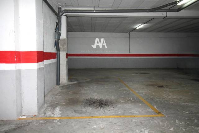 Garaje en Venta en Òdena