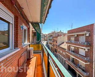 Vista exterior de Pis en venda en  Madrid Capital amb Aire condicionat, Calefacció i Terrassa