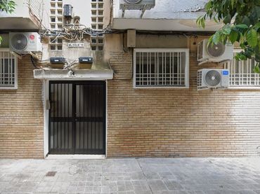 Casa en venda a PL. LUIS CERNUDA