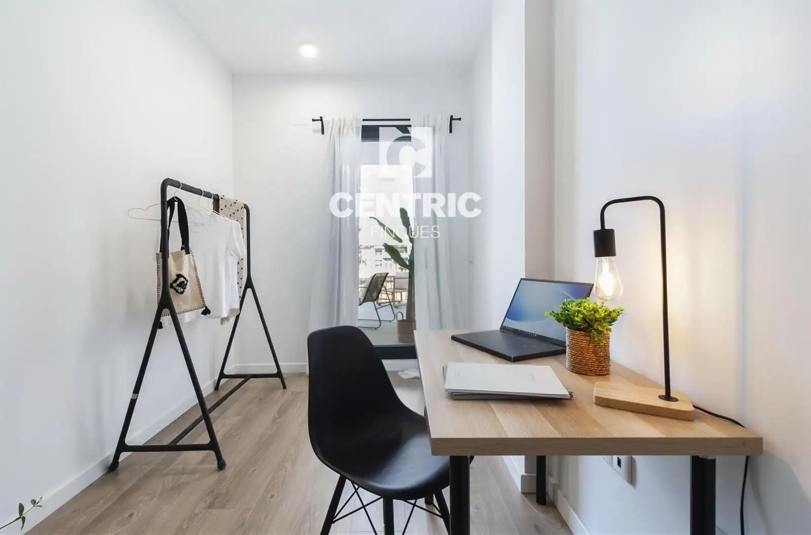 Habitación de Piso en venta en Terrassa con Terraza