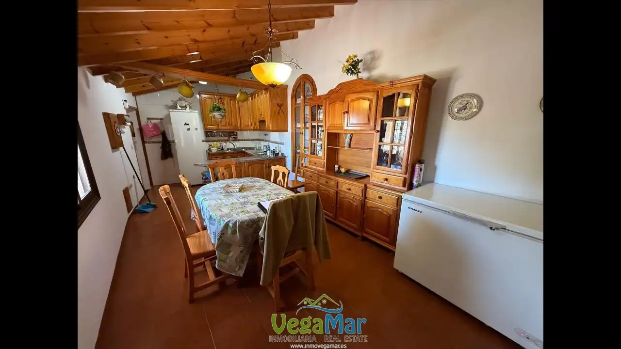 Cocina de Casa o chalet en venta en Almuñécar con Aire acondicionado, Jardín privado y Terraza