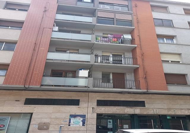 Local comercial en Venta en Nafarroa, 11 en Centro - Ariz - Uribarri