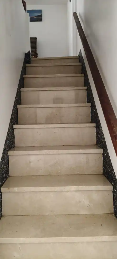 Casa adosada en venta en Cedeira con Parquet y Amueblado