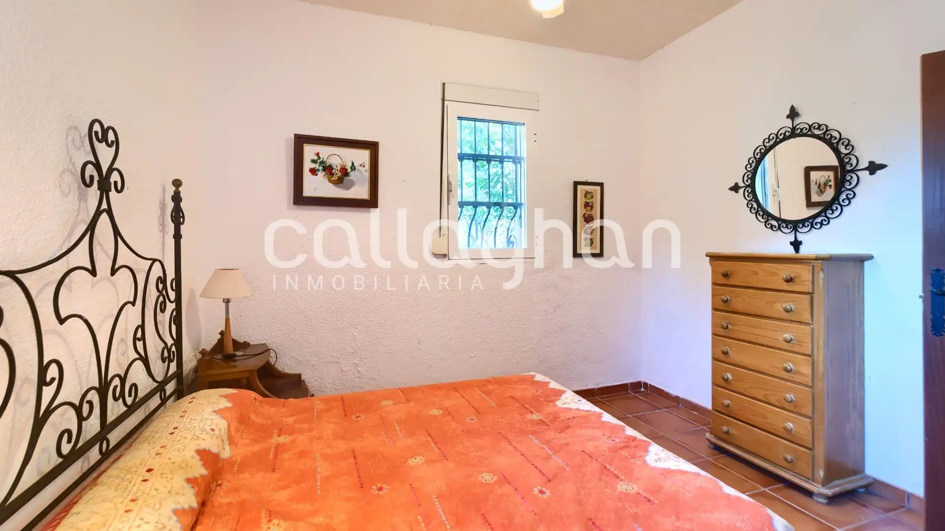 Habitación de Casa o chalet en venta en Alzira con Aire acondicionado, Calefacción y Jardín privado