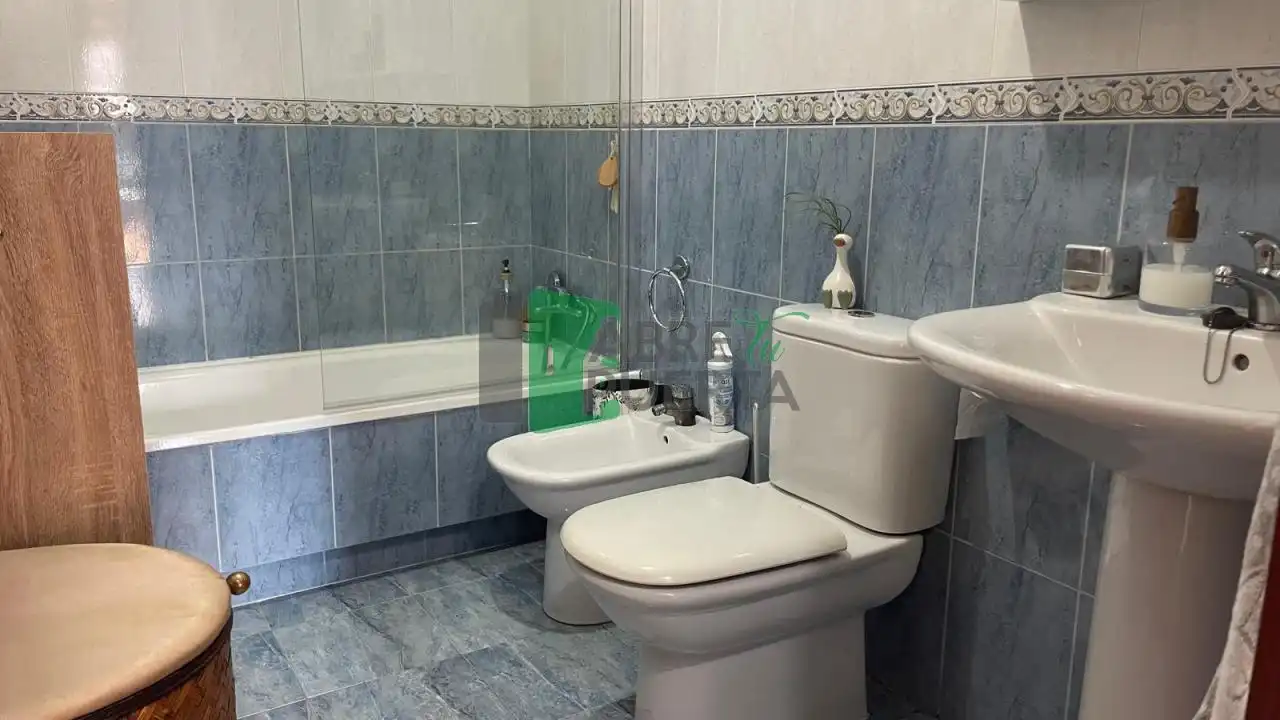 Apartamento con terraza en venta en Barbadás, imagen 10