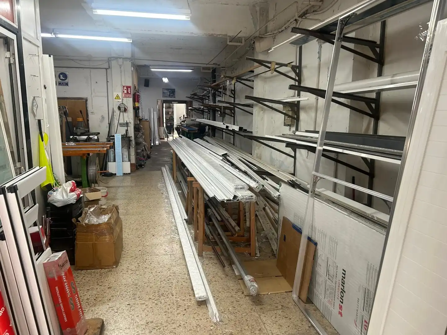 Local en venta en Castelldefels