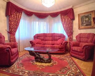 Living room of House or chalet for sale in Palencia Capital  with Heating, Parquet flooring and Terrace