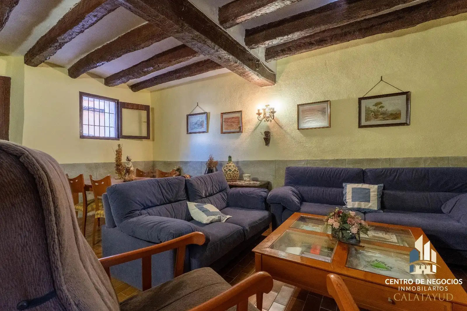 Sala de estar de Casa o chalet en venta en Munébrega con Jardín privado, Terraza y Amueblado
