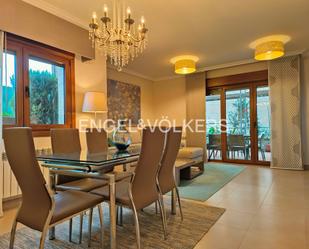 Dining room of House or chalet for sale in Sanxenxo  with Heating, Parquet flooring and Terrace