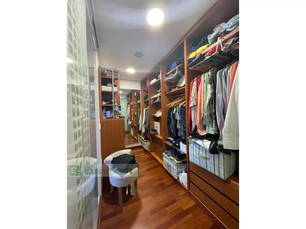 Habitación de Casa adosada en venta en Murcia