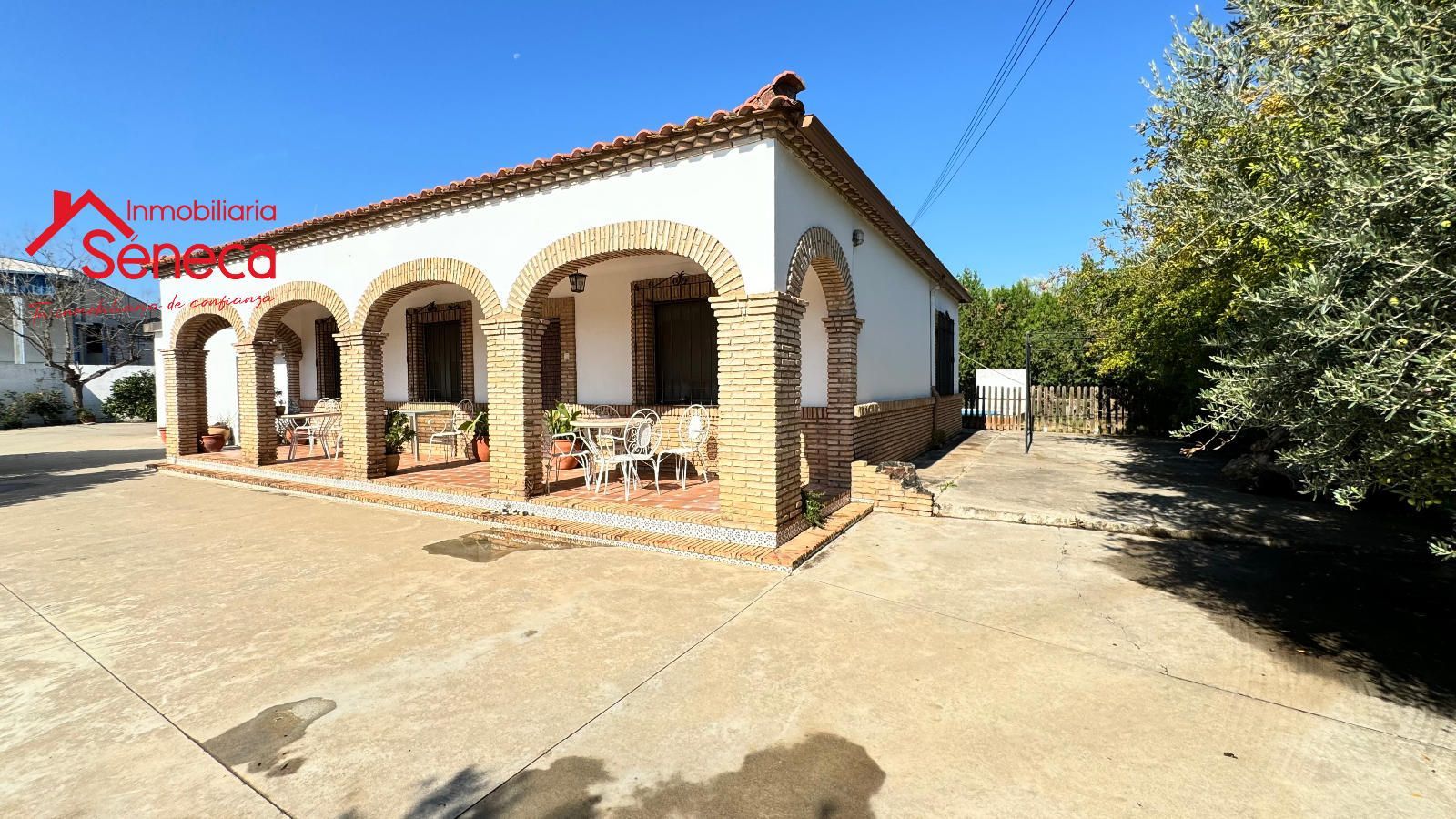 Exterior view of House or chalet for sale in  Córdoba Capital  with Air Conditioner and Swimming Pool