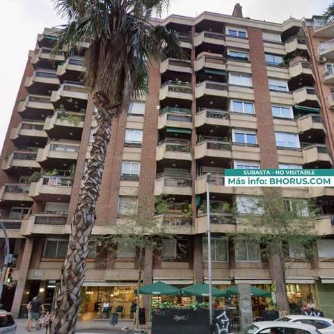 Piso en Venta en TRAVESSERA DE DALT, 25 en La Salut
