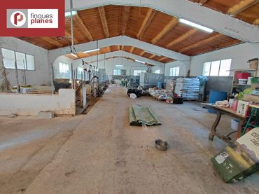 Nave industrial en venta en Montferrer i Castellbò