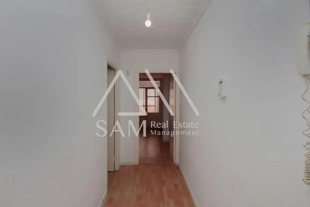 Planta baja en venta en Santa Coloma de Gramenet
