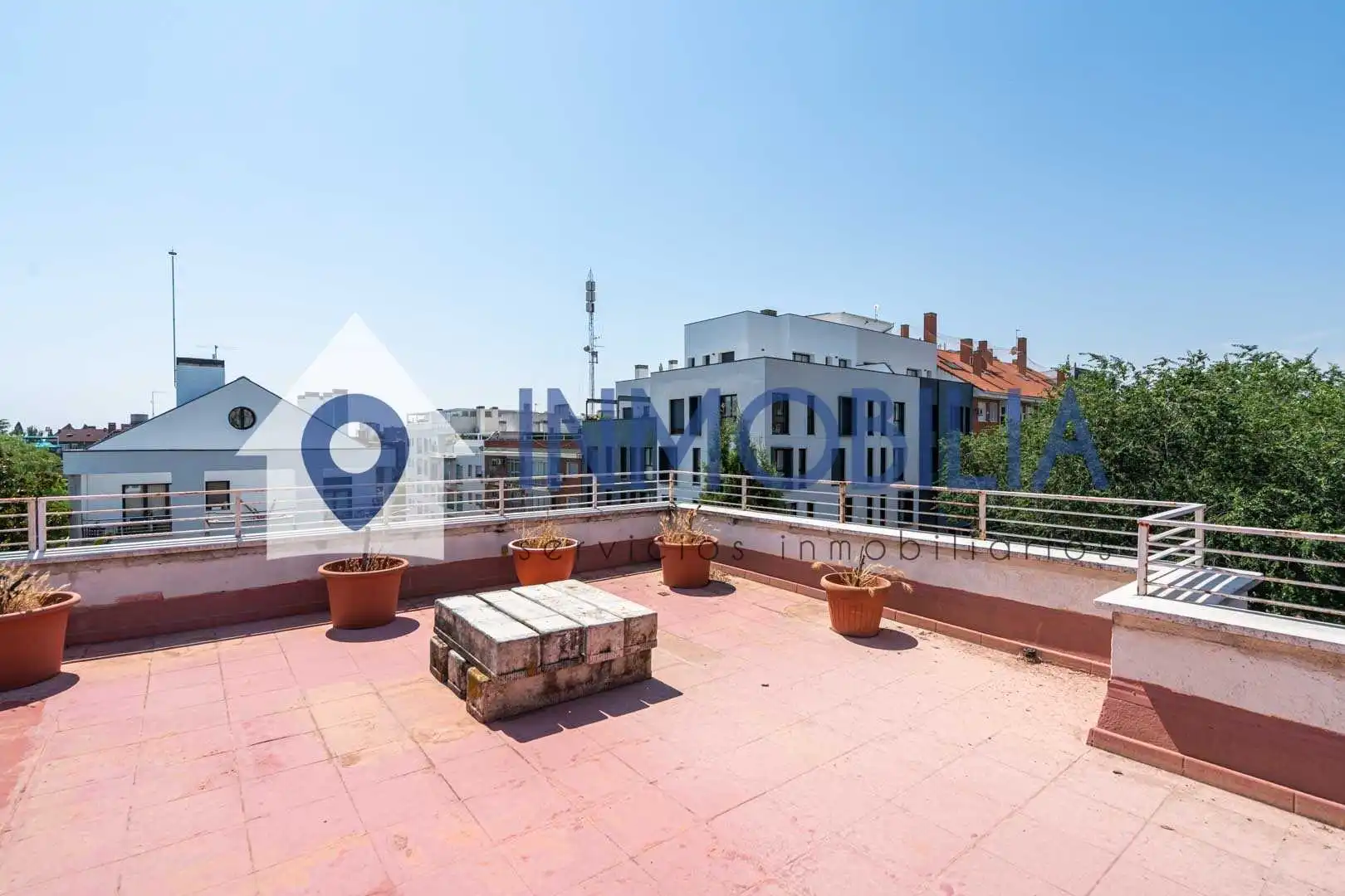 Terraza de Ático en venta en Madrid con Calefacción y Terraza