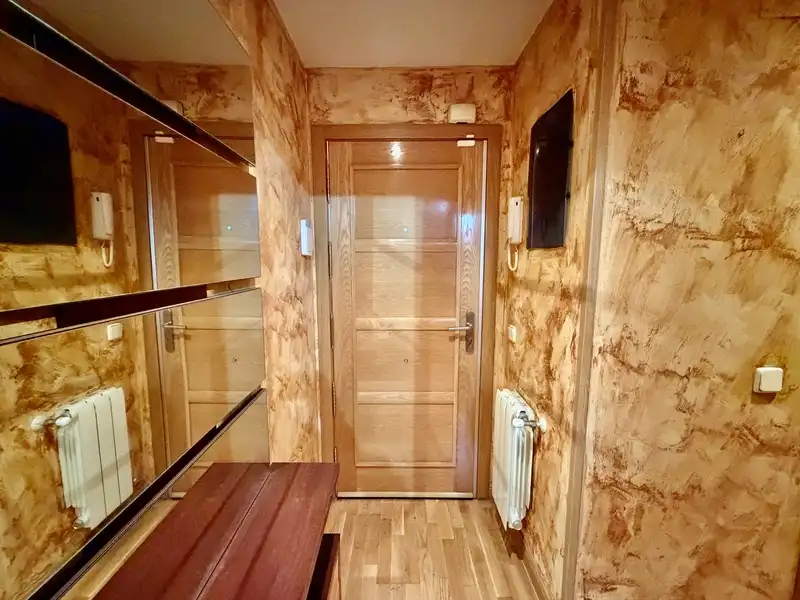 Flat for sale in Madrid  with Air Conditioner and Heating