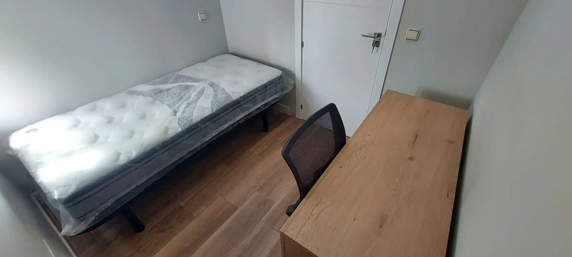 Bedroom of Flat for rent in Málaga  with Air Conditioner and Furnished