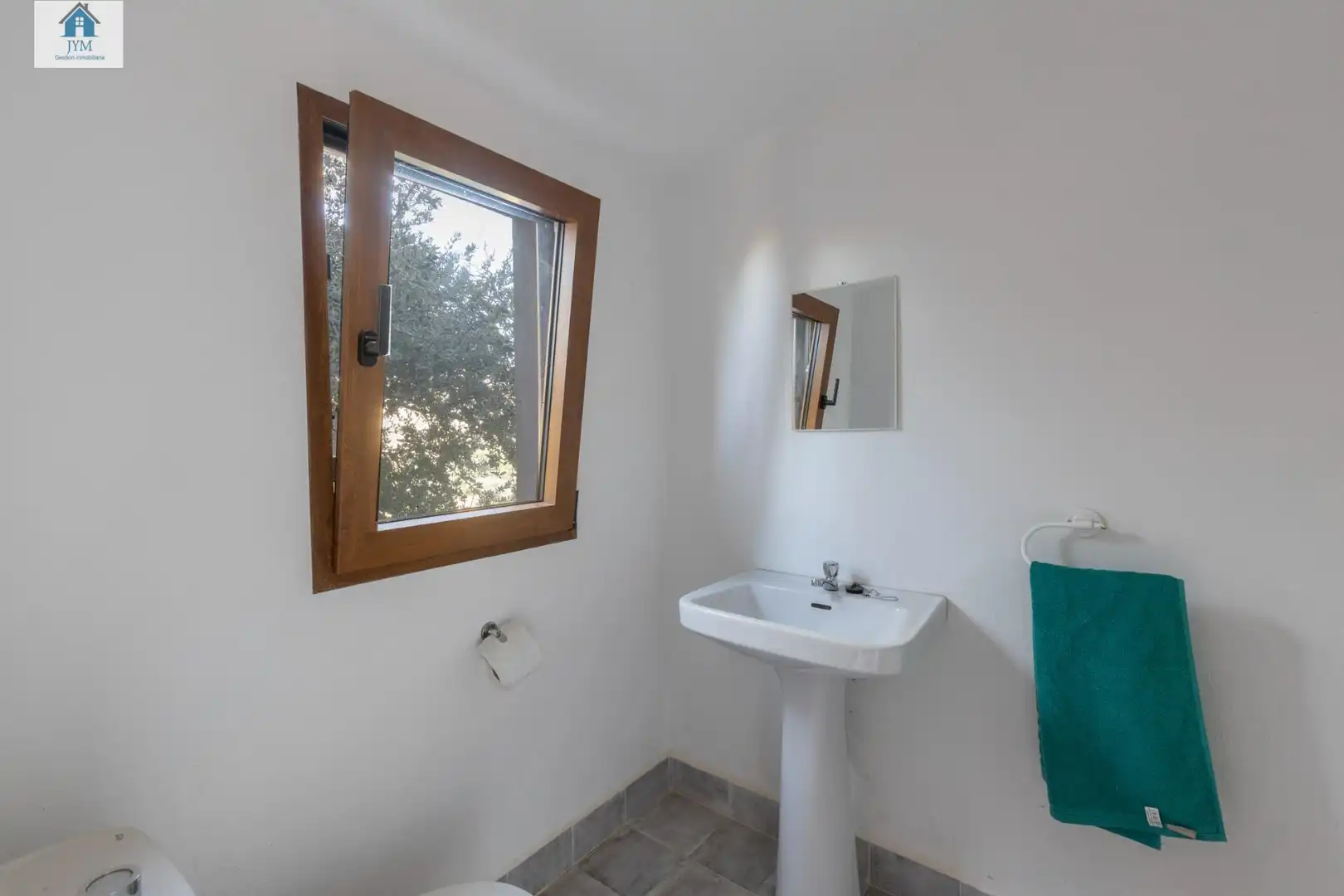 Baño de Casa o chalet en venta en Dílar con Aire acondicionado, Calefacción y Jardín privado