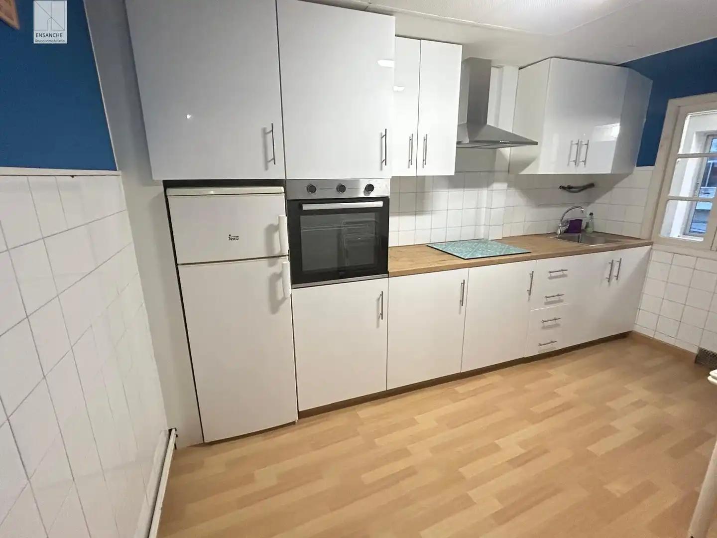 Cocina de Piso de alquiler en Santiago de Compostela  con Calefacción y Amueblado
