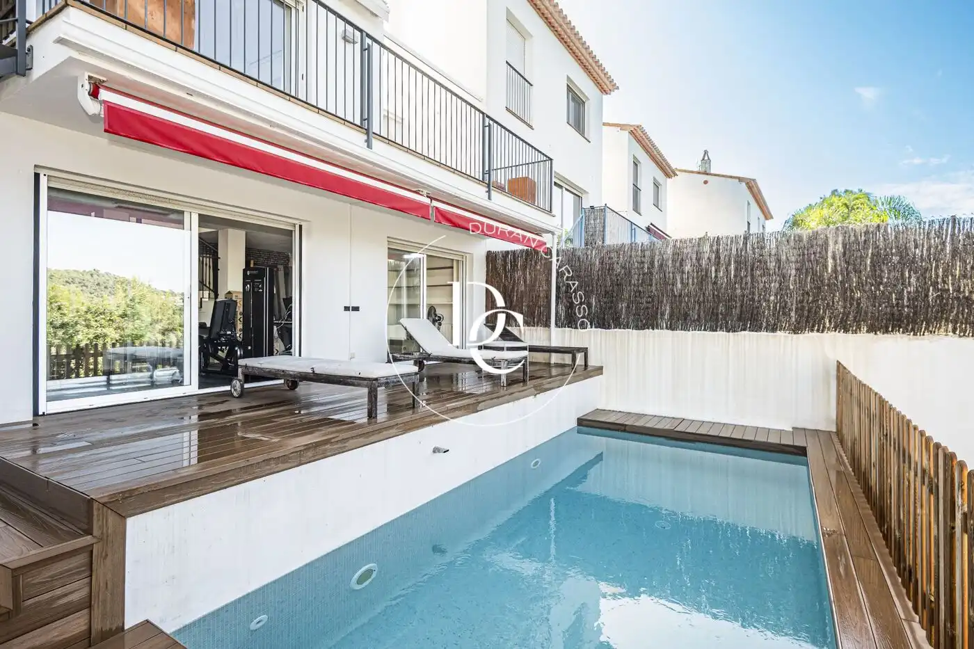 Swimming pool of Houses for rent in Vallpineda - Rocamar