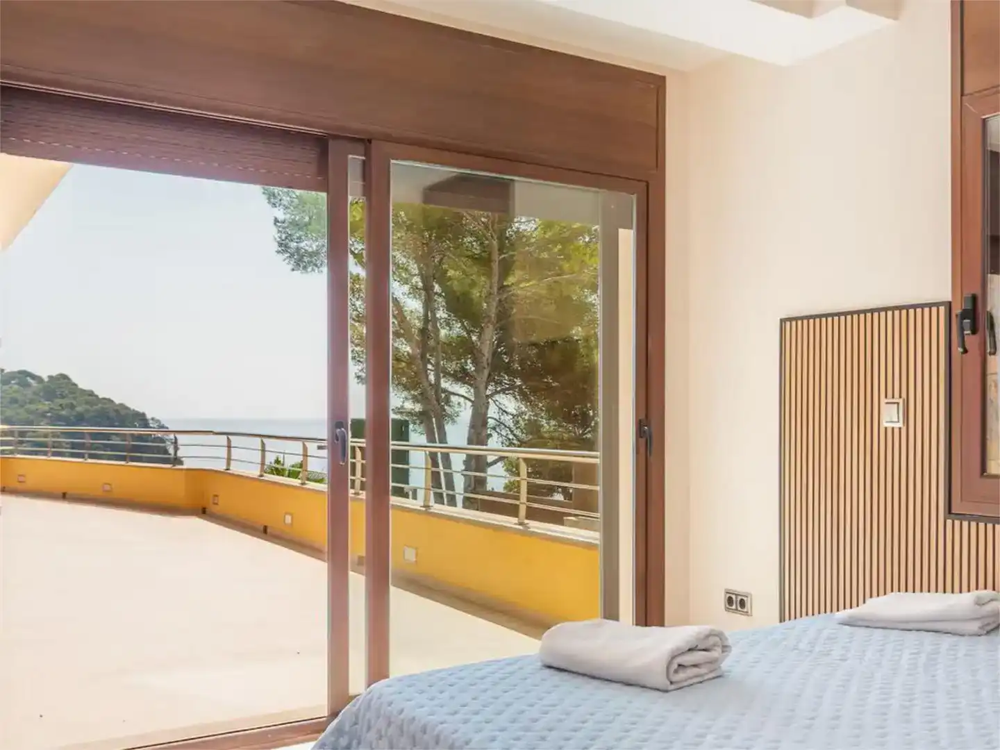Habitación de Finca rústica de alquiler en Lloret de Mar con Aire acondicionado, Jardín privado y Piscina