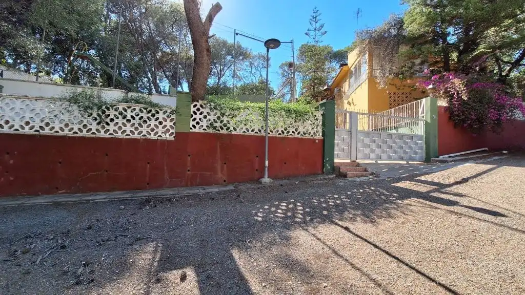 Vista exterior de Casa o xalet en venda en Rafelguaraf amb Jardí privat, Terrassa i Traster