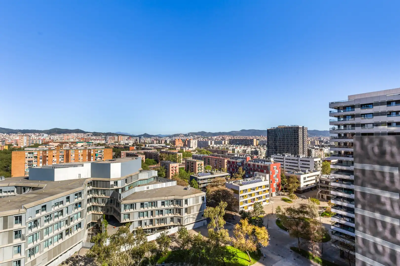 Exterior view of Flat for sale in Barcelona  with Air Conditioner, Heating and Terrace
