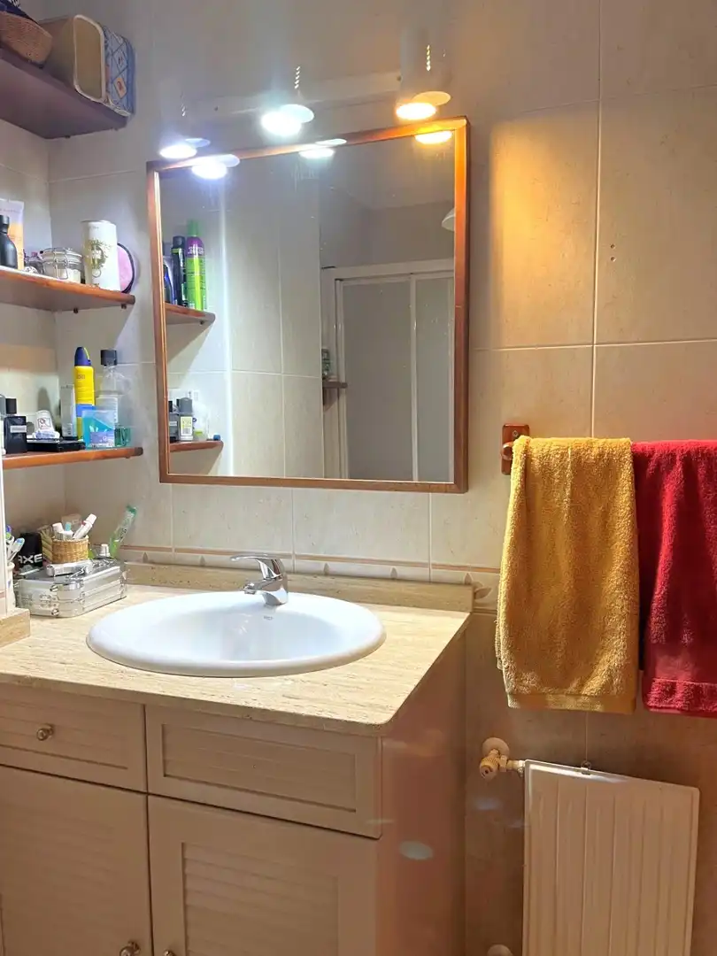 Bany de Casa o xalet en venda en Siero amb Calefacció, Terrassa i Traster