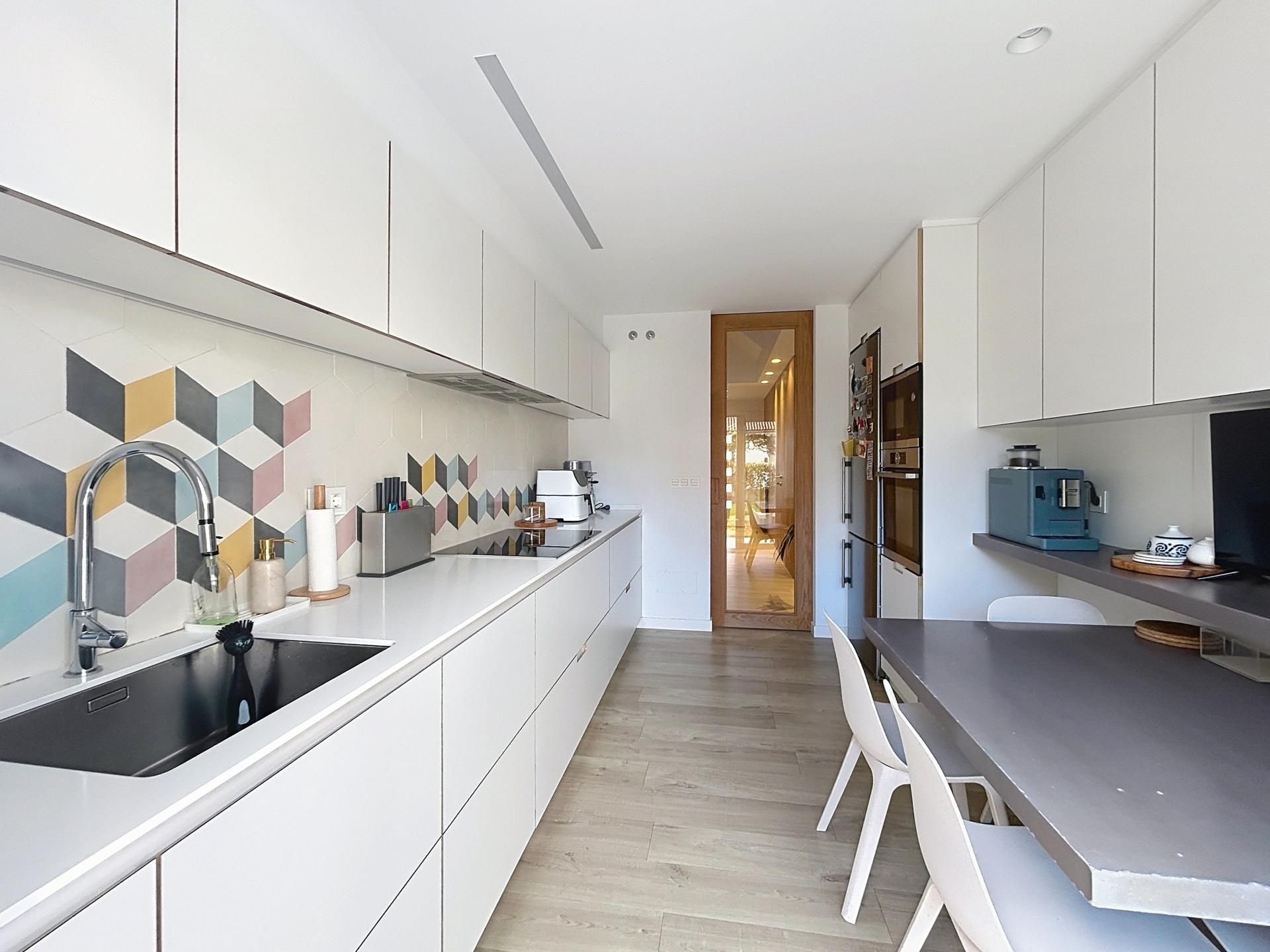 Kitchen of Single-family semi-detached for sale in Ames  with Terrace and Community pool