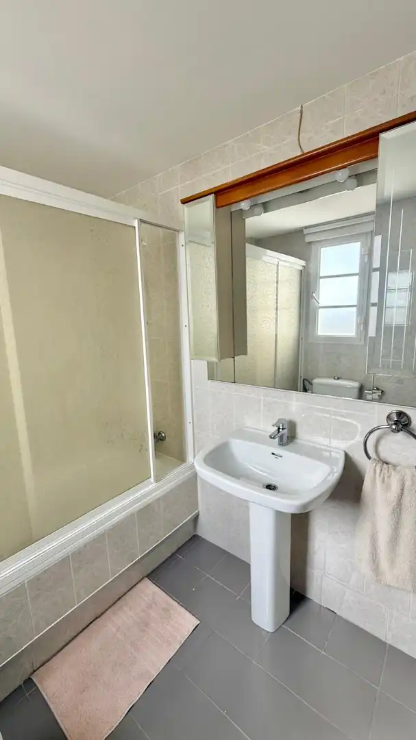Bathroom of Flat for sale in Estepona  with Terrace, Furnished and Oven