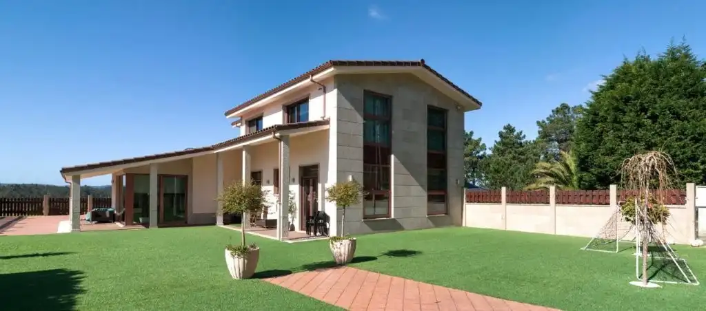 Vista exterior de Casa o chalet en venta en Cee con Calefacción, Jardín privado y Terraza