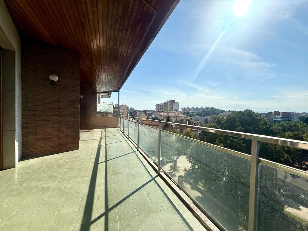 Flat for sale in Avenida de Salvador Dalí, , 17600, Figueres, Giron, Parc Bosc - Castell