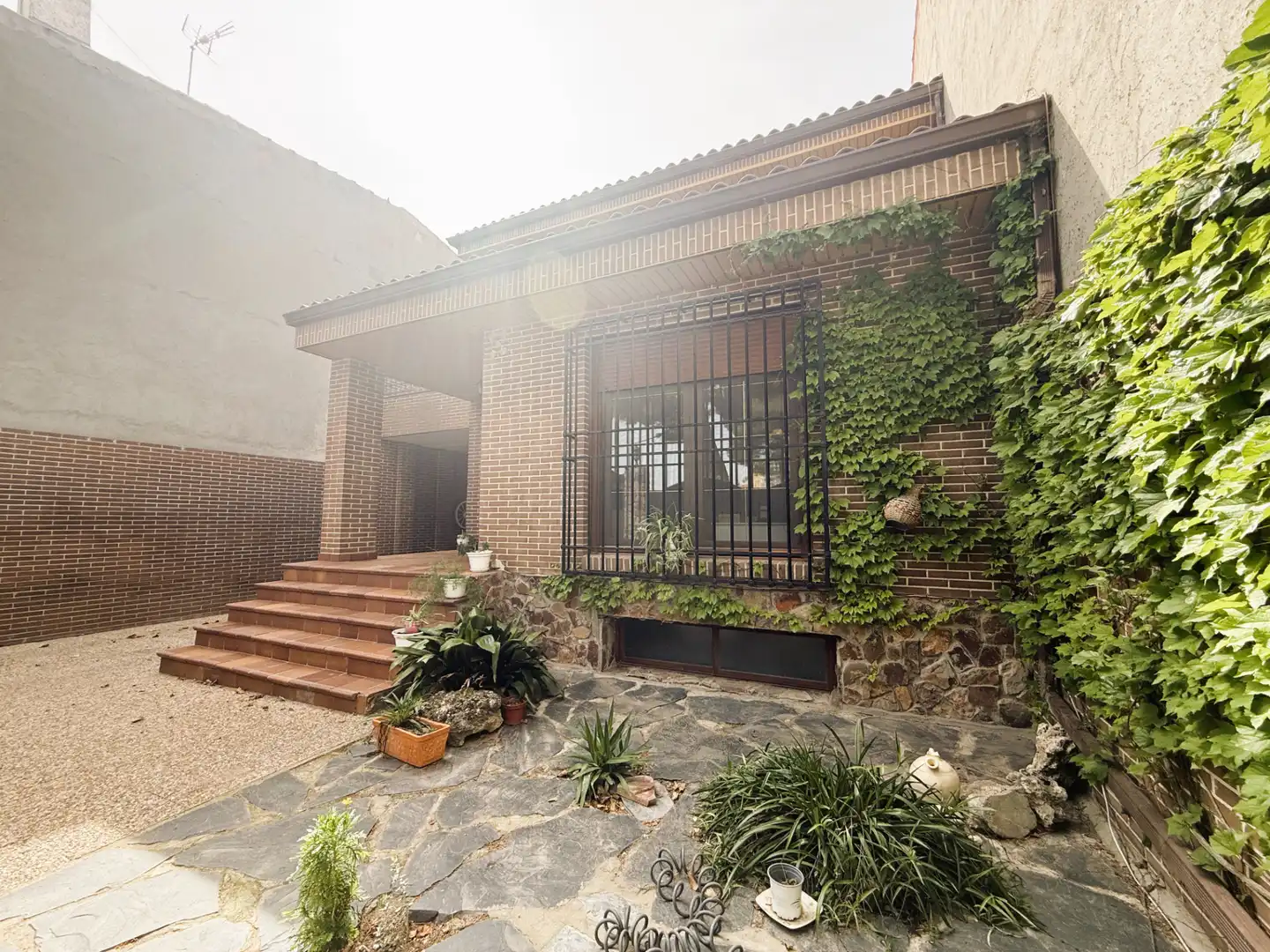 Vista exterior de Casa o chalet en venta en Yepes con Calefacción, Jardín privado y Terraza
