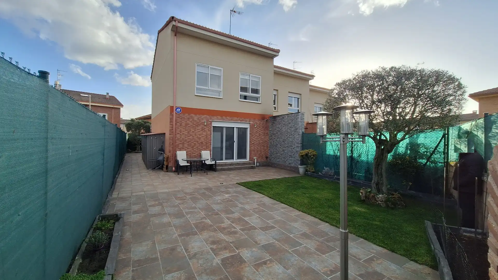 Vista exterior de Casa o chalet en venta en Ibeas de Juarros con Calefacción, Jardín privado y Trastero