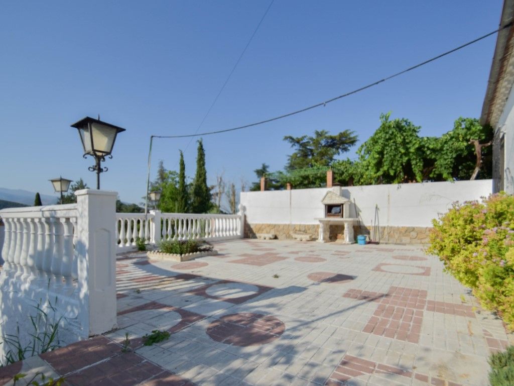 Exterior view of House or chalet for sale in Huétor de Santillán