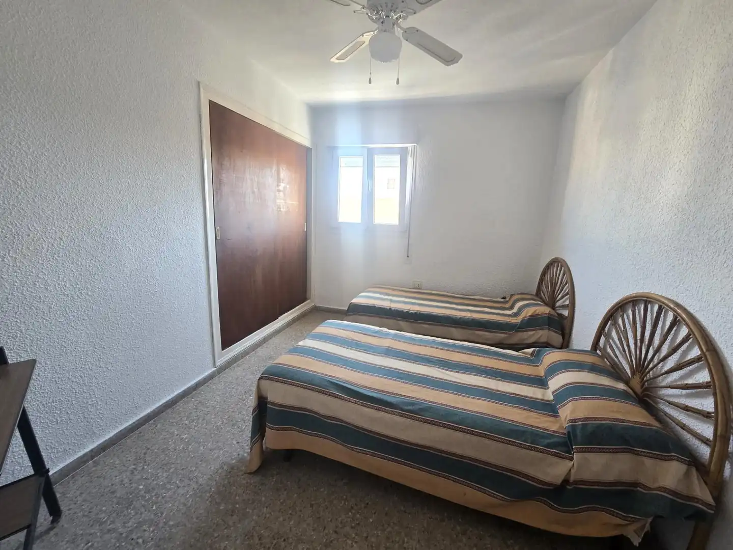 Habitación de Apartamento en venta en Torrevieja con Jardín privado, Terraza y Amueblado