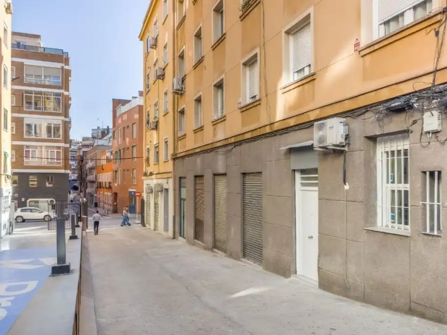 Exterior view of Study for rent in  Madrid Capital  with Air Conditioner